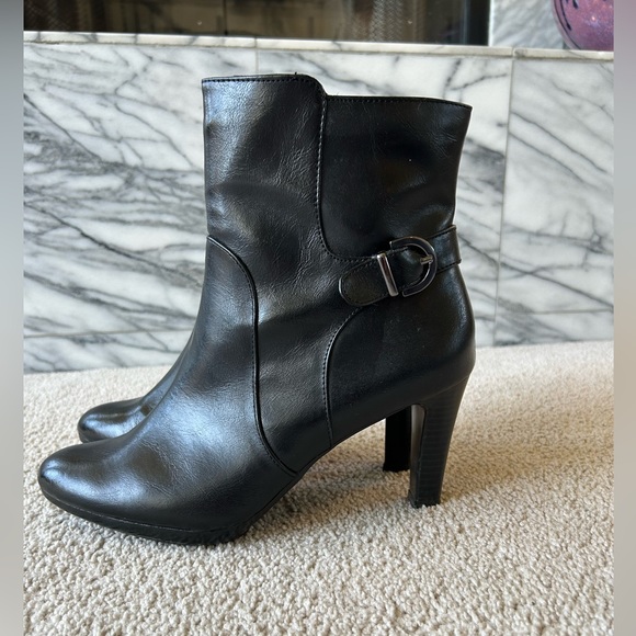 Alfani StepnFlex black boots, excellent condition - Picture 2 of 5